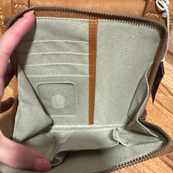 American Leather Co. Tan Crossbody Bag - Picture 4 of 4